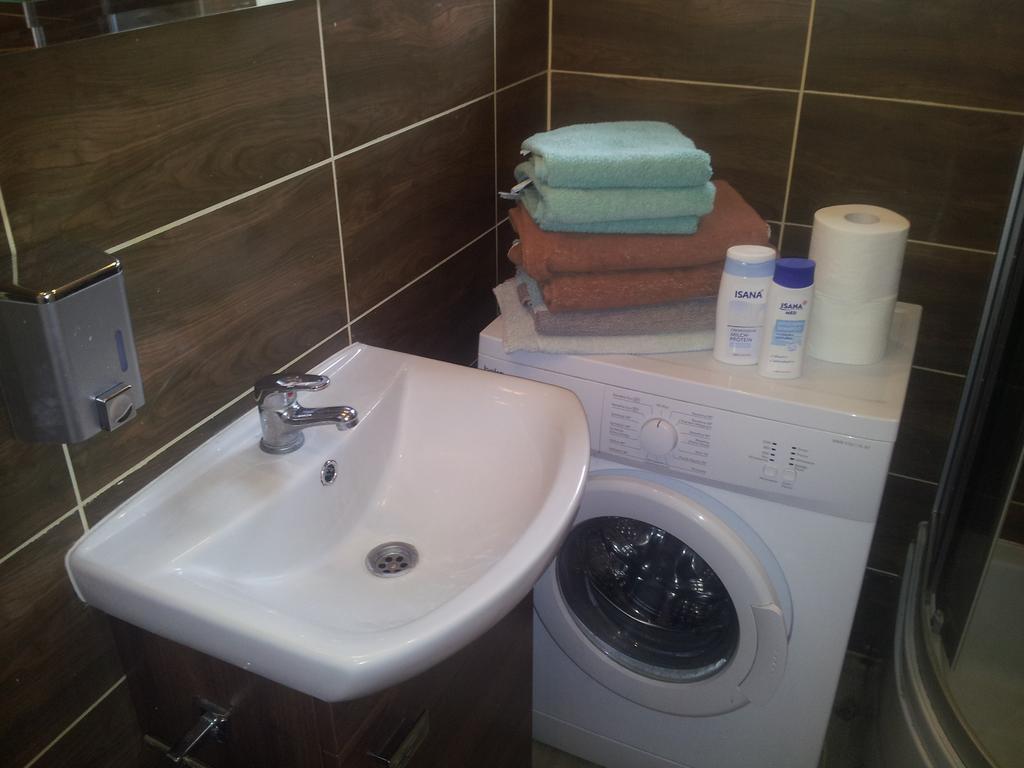 Cozy Apartment With Garden Gdansk Ngoại thất bức ảnh