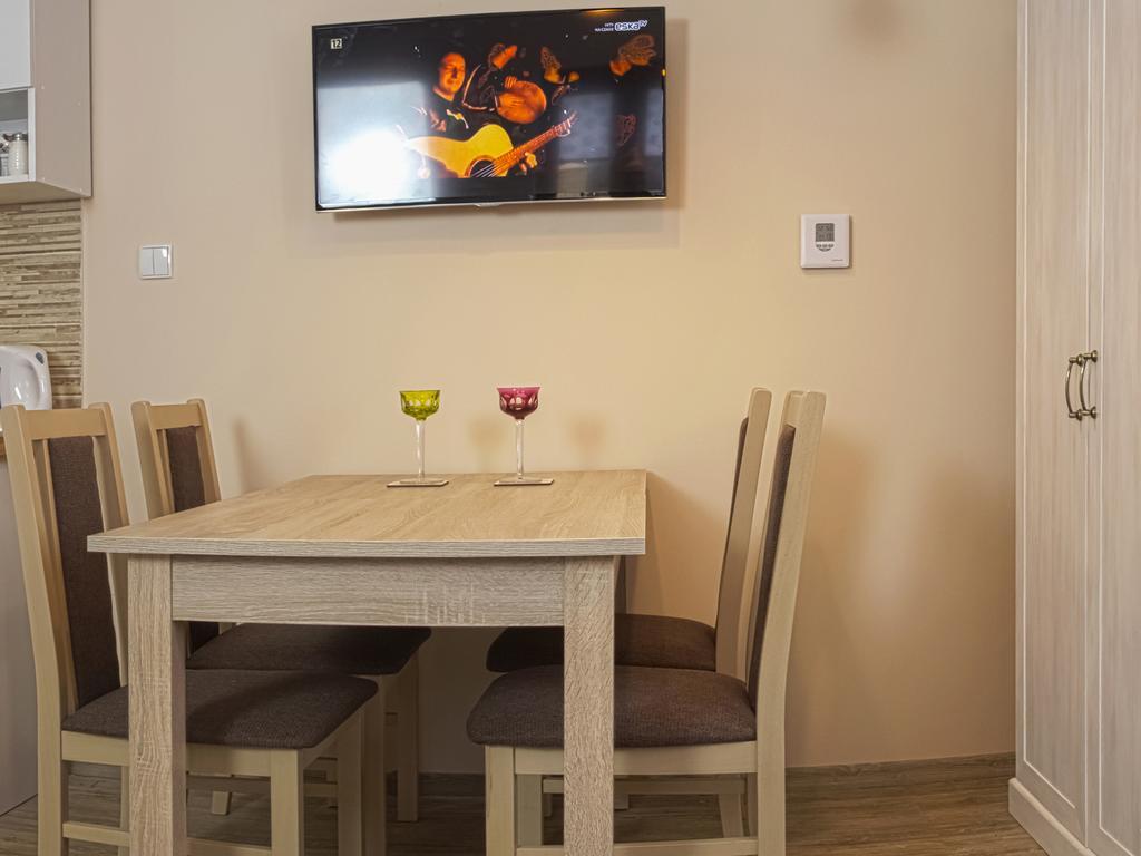 Cozy Apartment With Garden Gdansk Ngoại thất bức ảnh