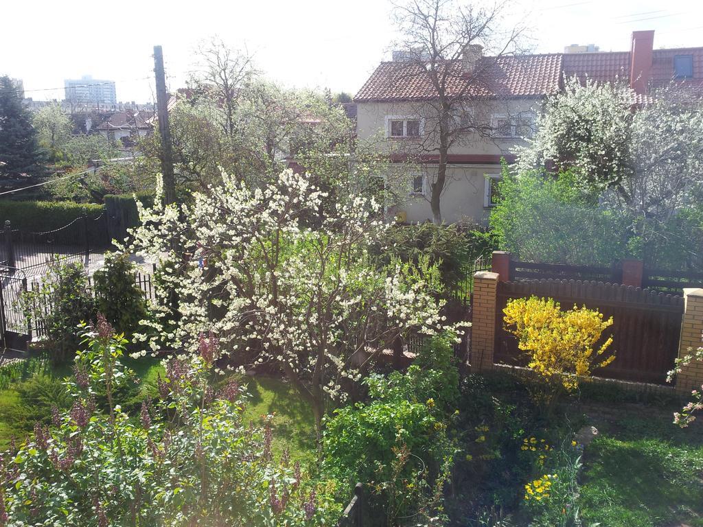 Cozy Apartment With Garden Gdansk Ngoại thất bức ảnh