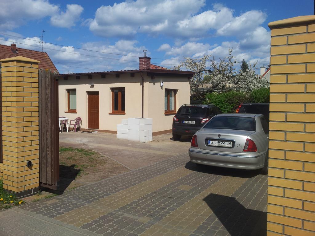 Cozy Apartment With Garden Gdansk Ngoại thất bức ảnh